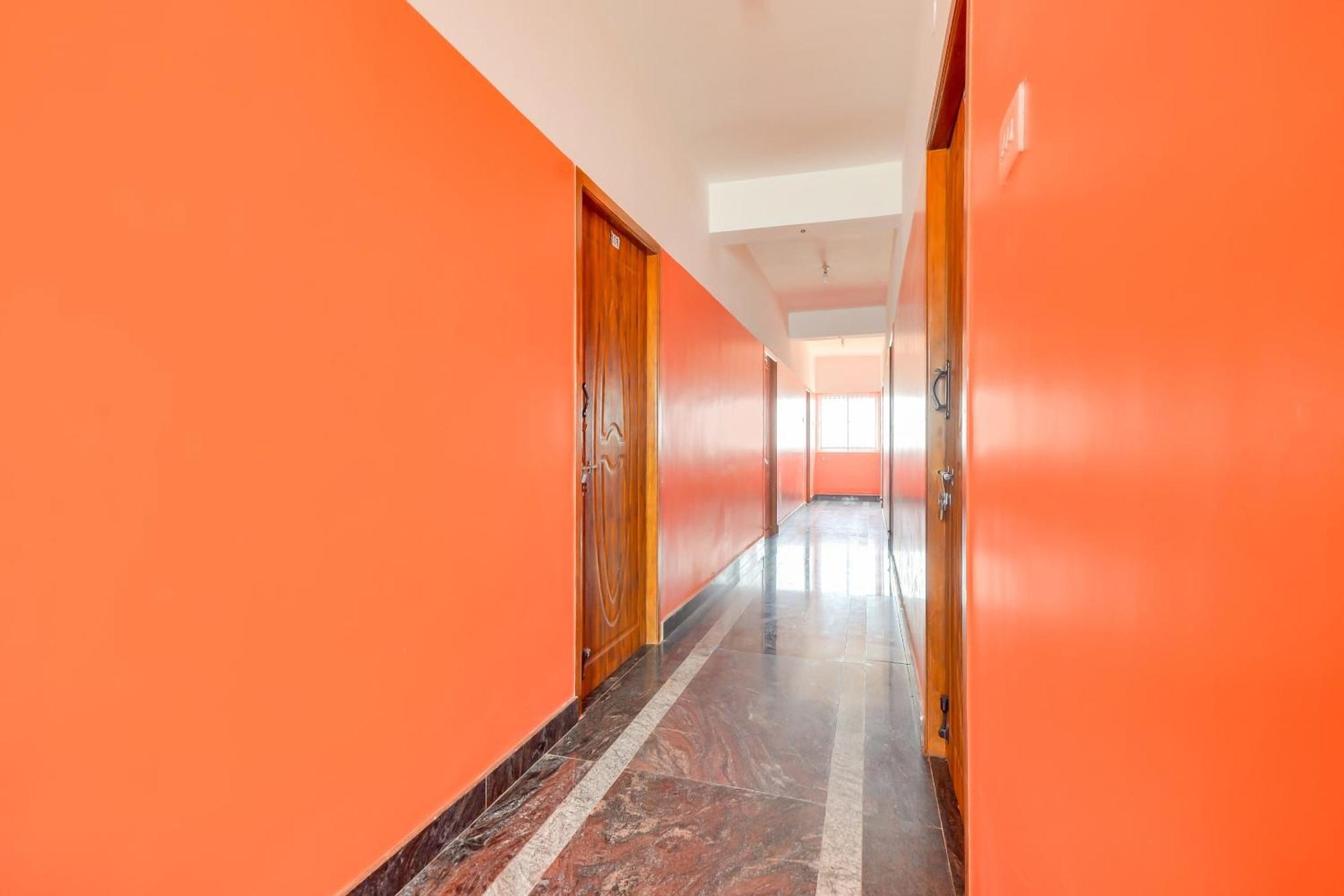 Hotel O St Residency Madukkarai Bagian luar foto