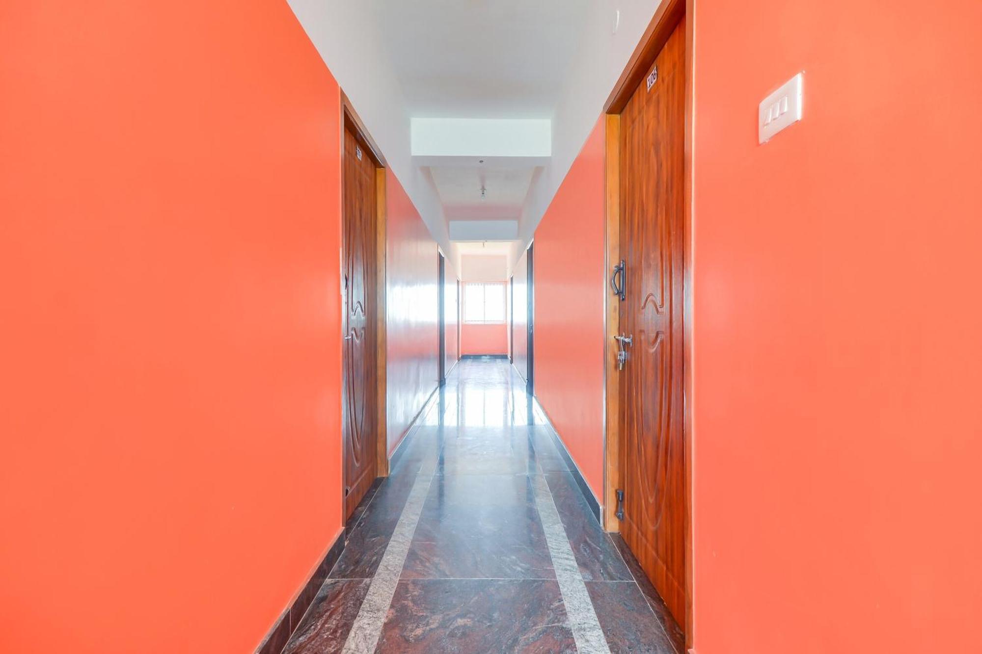 Hotel O St Residency Madukkarai Bagian luar foto